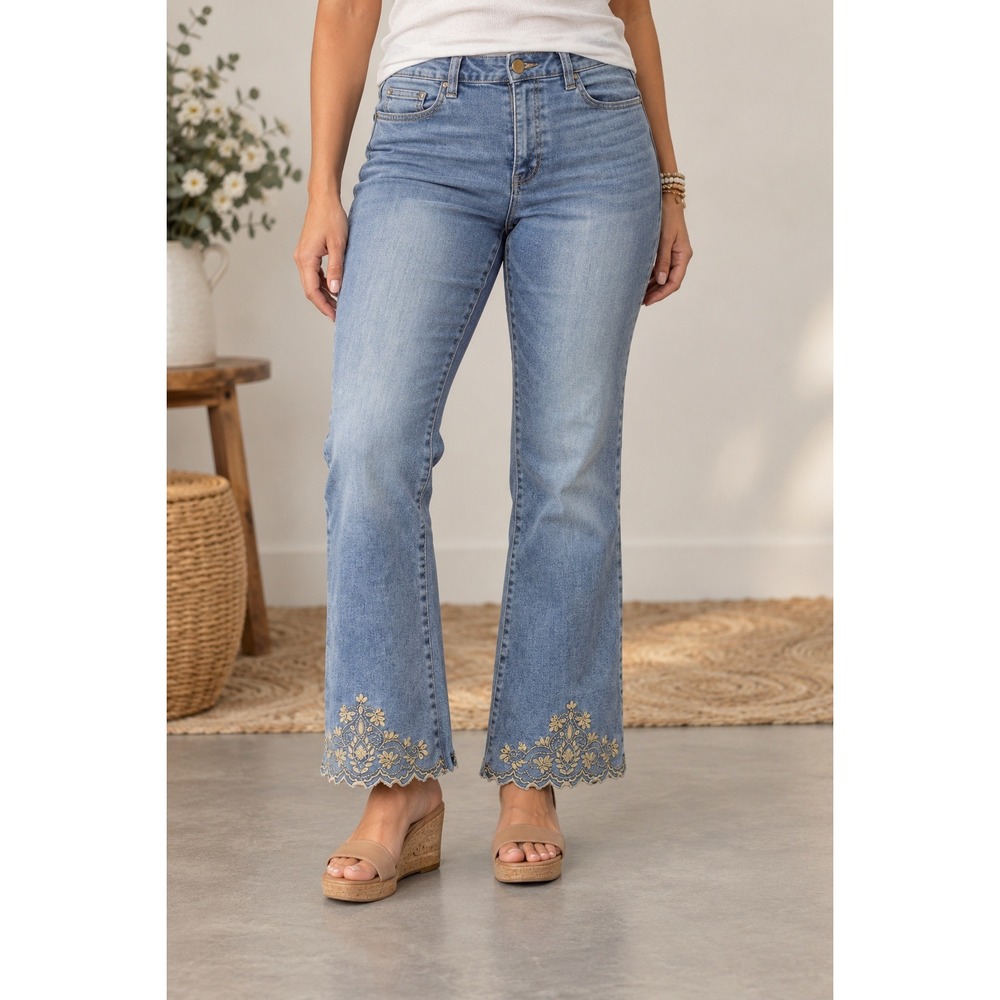 P105. Democracy Ab solution Embroidered Scallop Hem Flare Jeans Light Wash 16